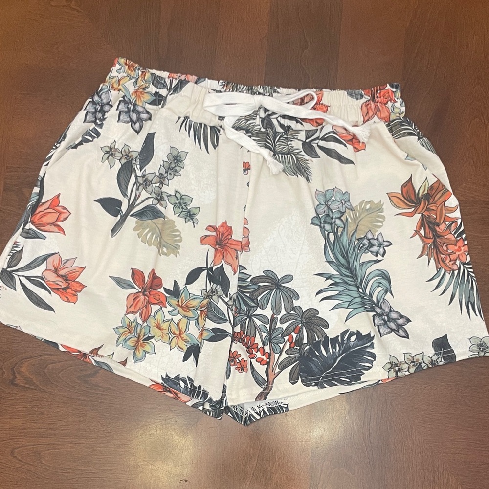 Shein Floral Print Women's Pajama Shorts, size L